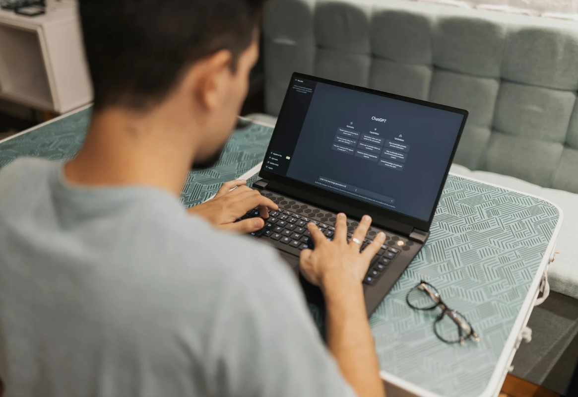 Smarter, Not Harder: A 101 Beginner’s Guide to AI for Small Businesses