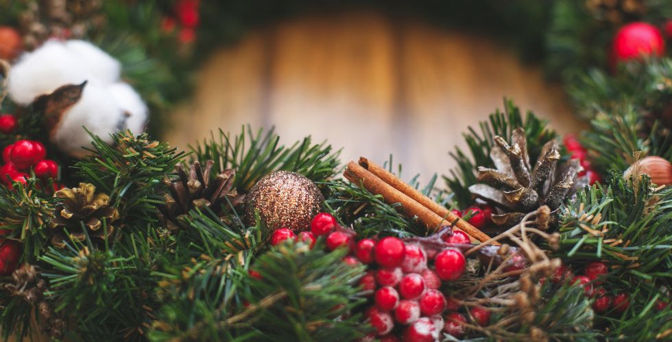 Christmas Deck the Doors: Evening Workshop